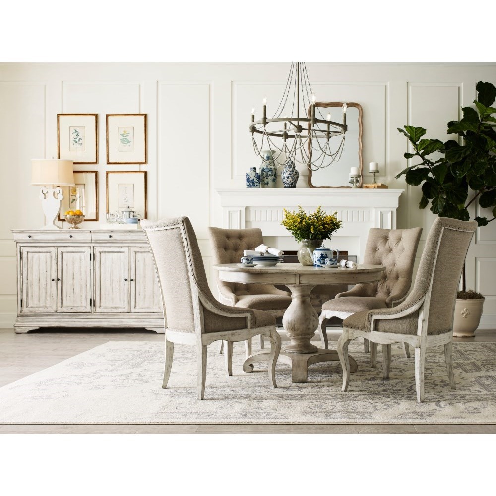 Selwyn Lloyd Pedestal Dining Table